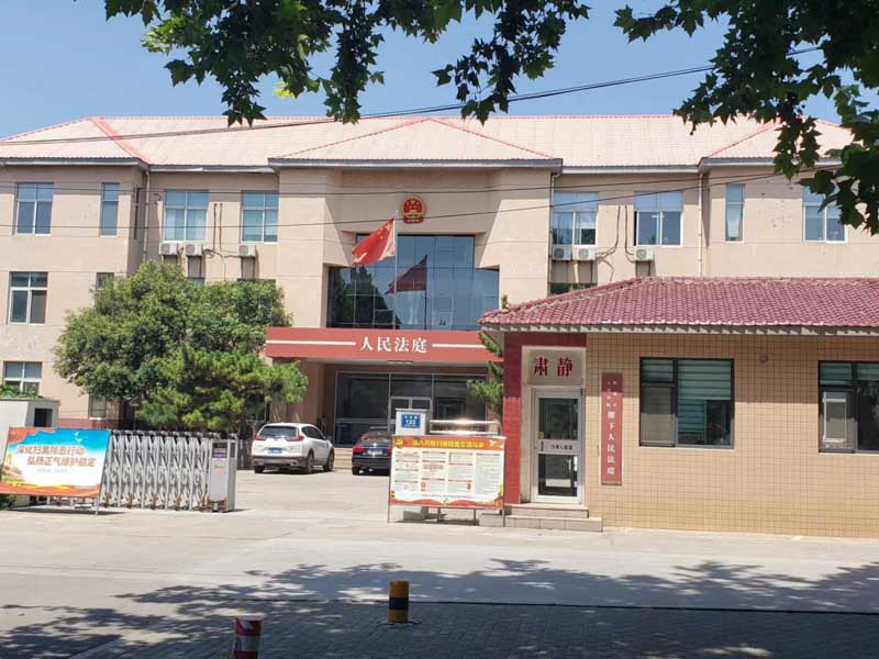 上海法律顧問:強拆時因古董楠木床還未搬出發生沖突，村民稱多人將其打傷