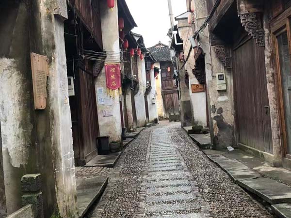 浦東律師來談談自己對于網絡暴力的一些思考