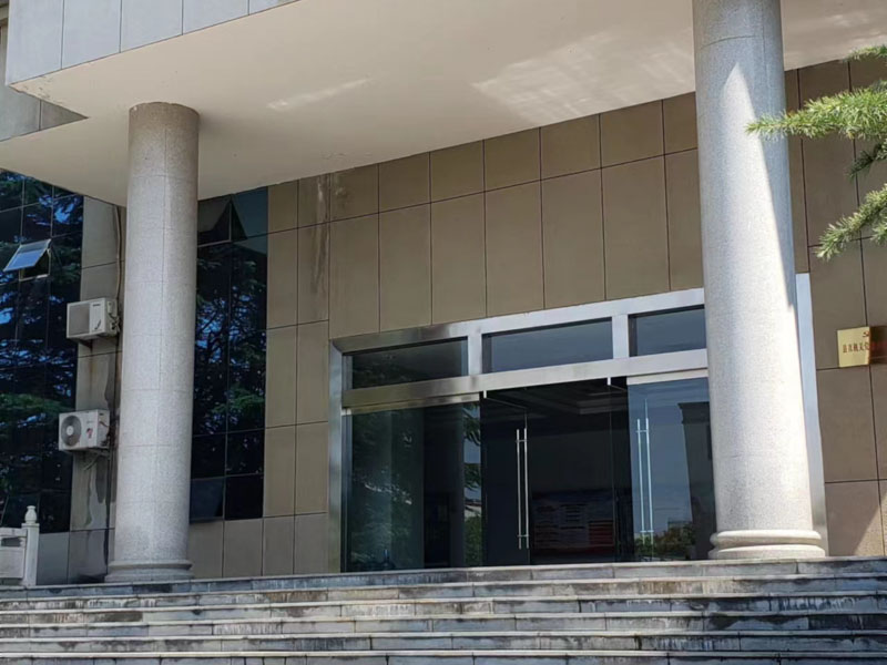 規勸其他犯罪嫌疑人投案的行為是否構成立功？徐匯區律師為您講解