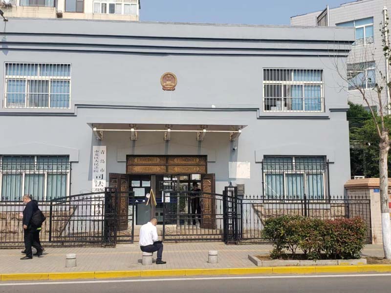 使用被盜的郵政儲蓄存折欺騙郵局工作人員獲取存款怎么辦？靜安律師來回答