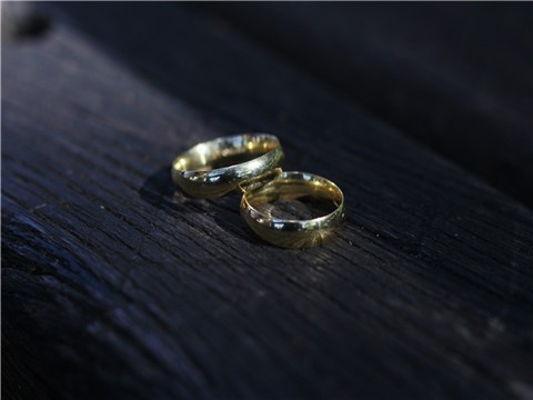 婚姻期間的共同債務問題的處理及案例 上海離婚債務案律師